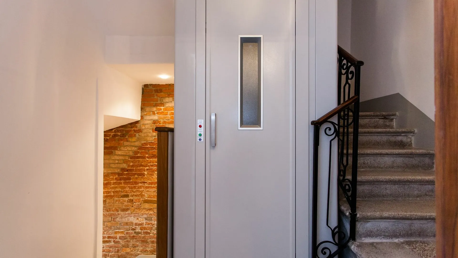 Prince Apartments Венеция