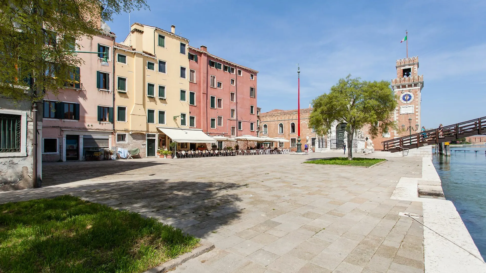 Prince Apartments Венеция