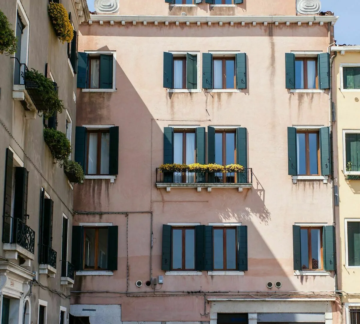 Prince Apartments Венеция